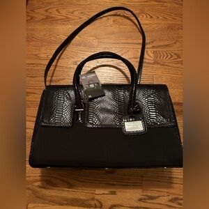 WIB - Women In Business Black Classic Minimalist Sleek Chic Workwear London Tote